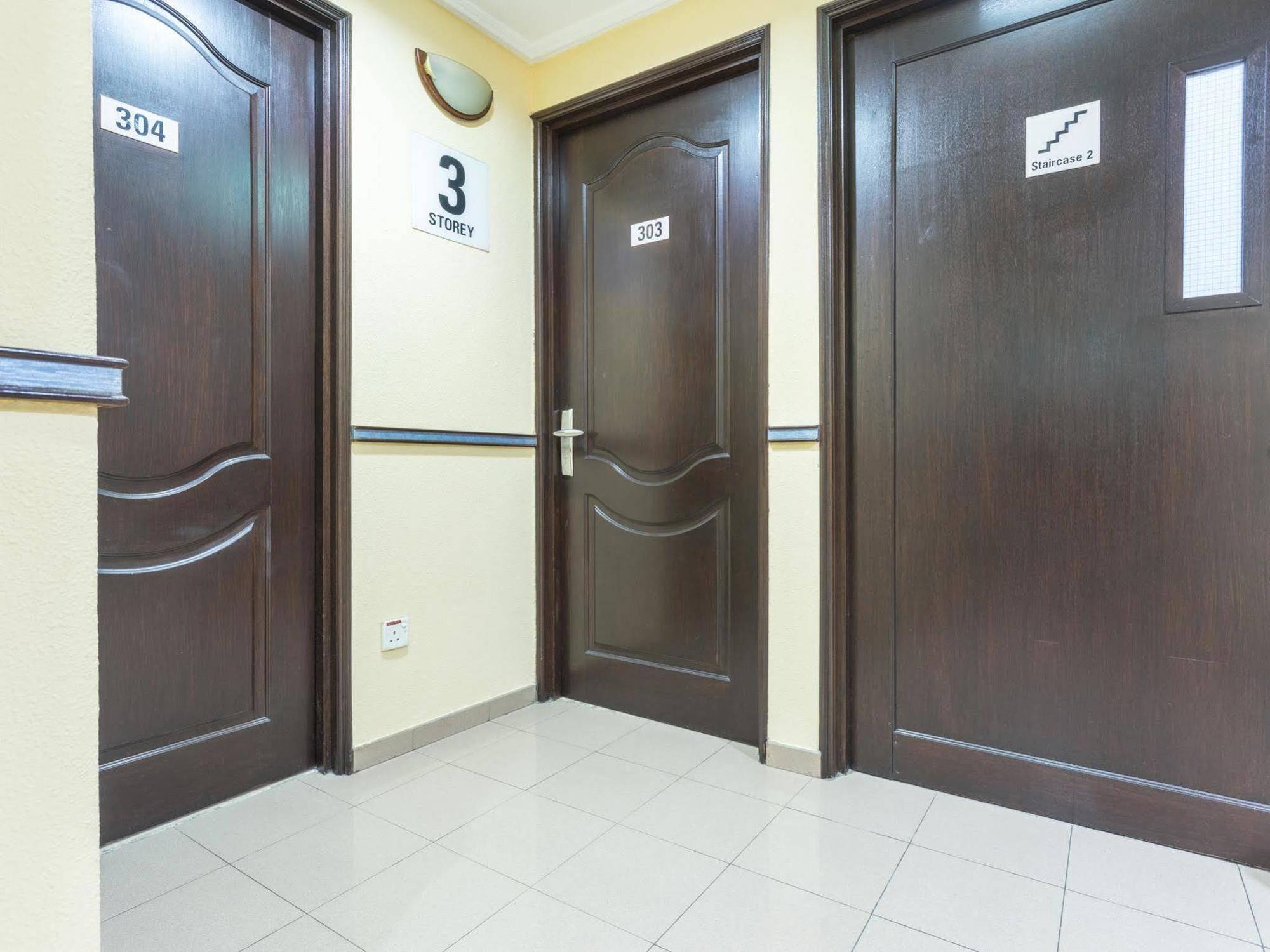 Oxley Blossom Hotel Singapore Bagian luar foto